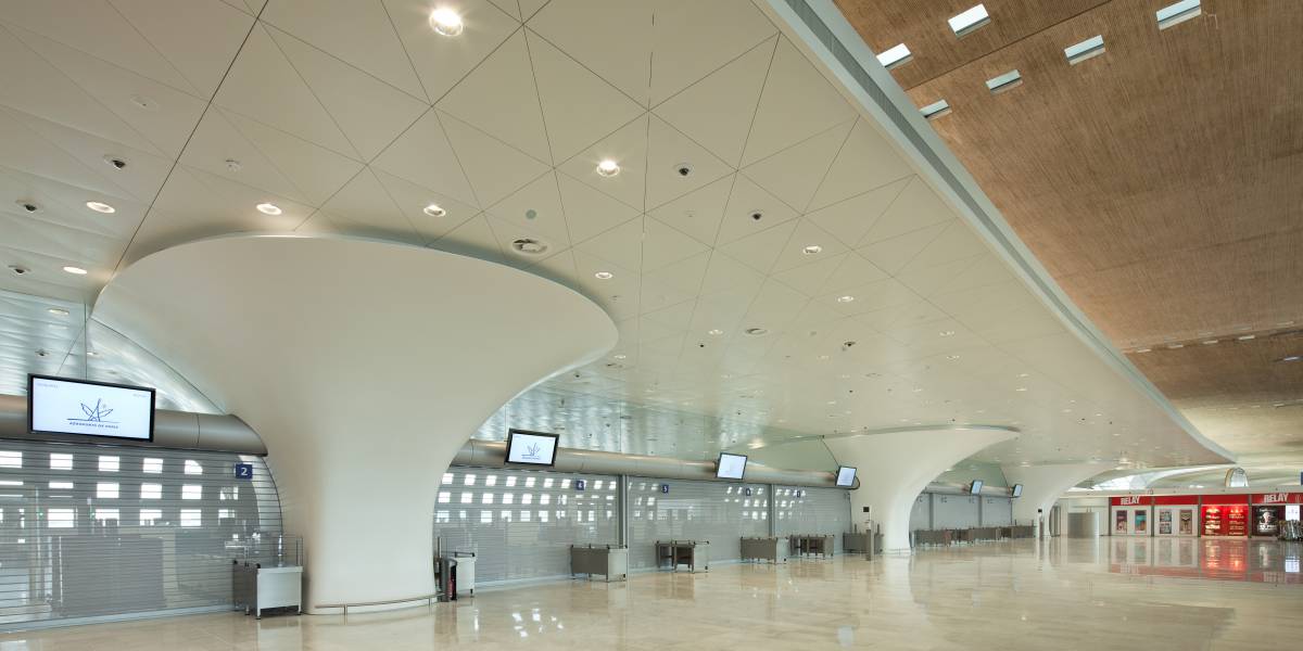 Charles De Gaulle Airport In Paris Hi Macs